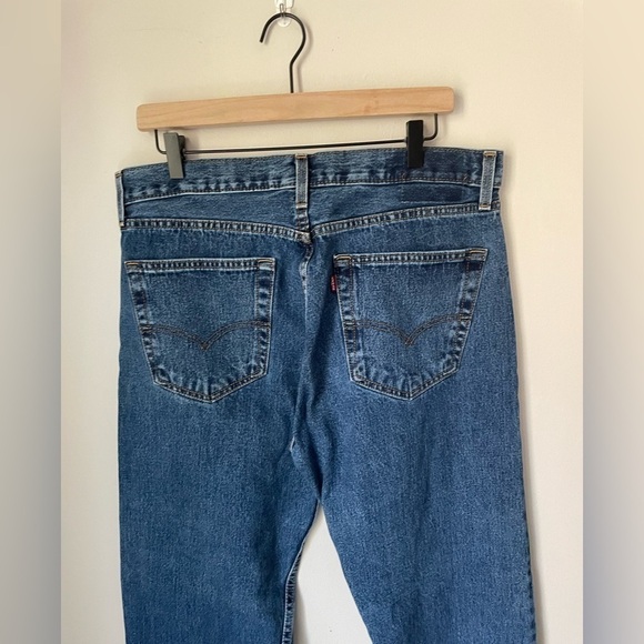 Levi's Straight Leg Medium Wash Jeans Size 36 X 32 - Picture 8 of 9